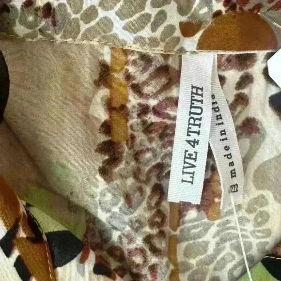 Live 4 Truth animal Print Button Down MIDI boho Dress NWT Medium - Picture 11 of 12